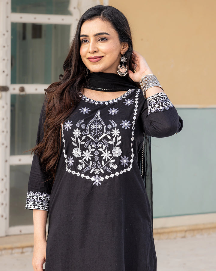Black Aari Work Suit Set