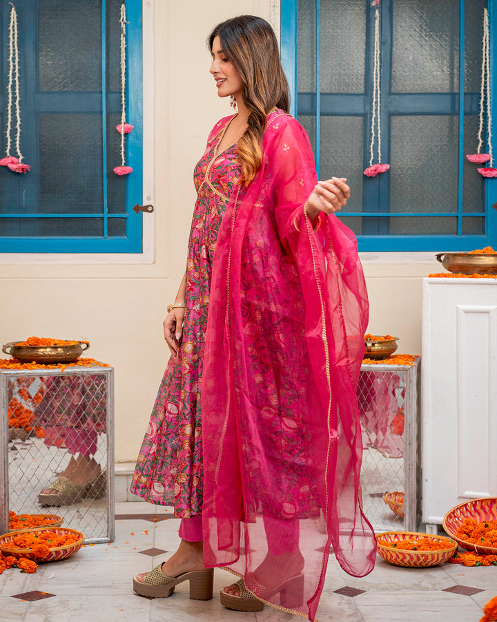 Pink Floral-Charm Suit Set