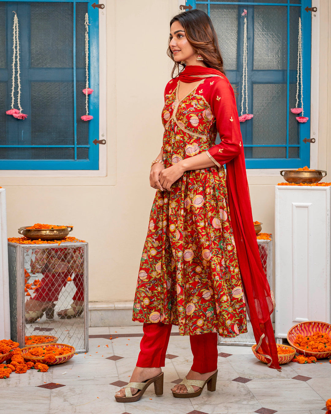 Red Floral-Charm Suit Set