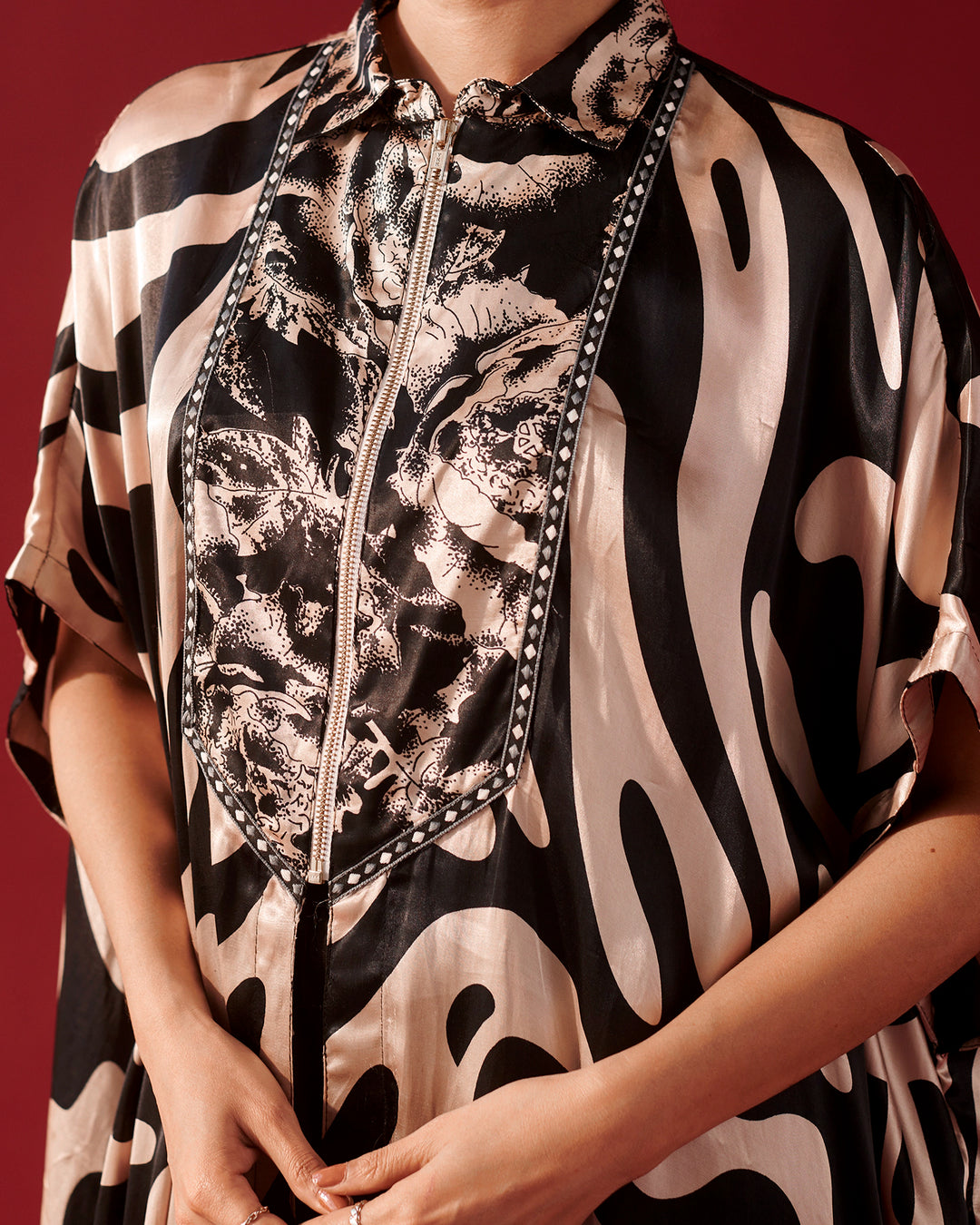 Ebony Abstract Tale Kaftan Set