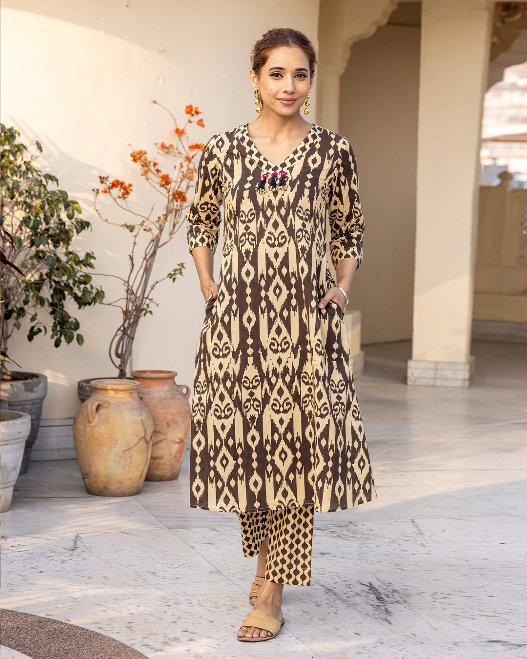 Umber Contrasting Ikat Kurta Set