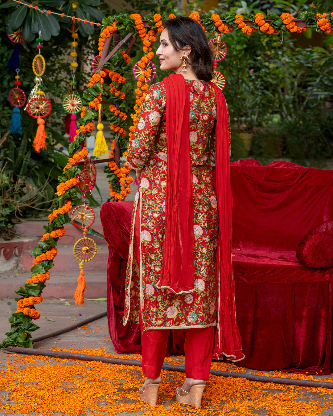 Red Floral Vine Suit Set