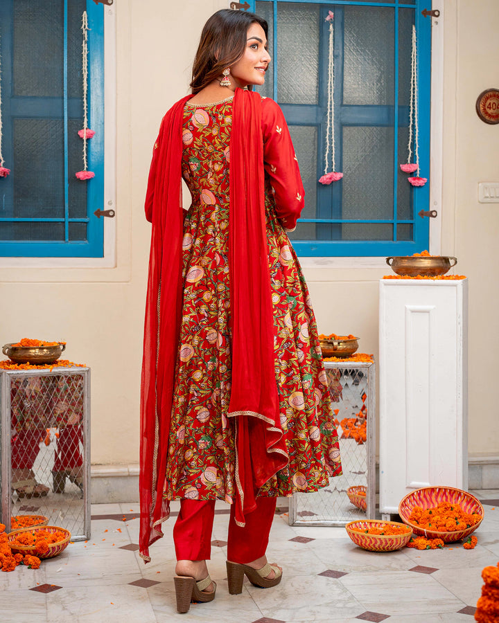 Red Floral-Charm Suit Set