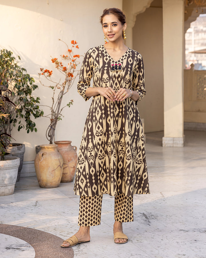 Umber Contrasting Ikat Kurta Set