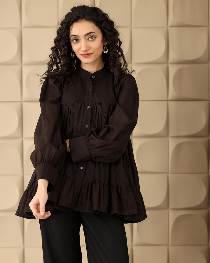 CLASSIC BLACK TIERED SHIRT
