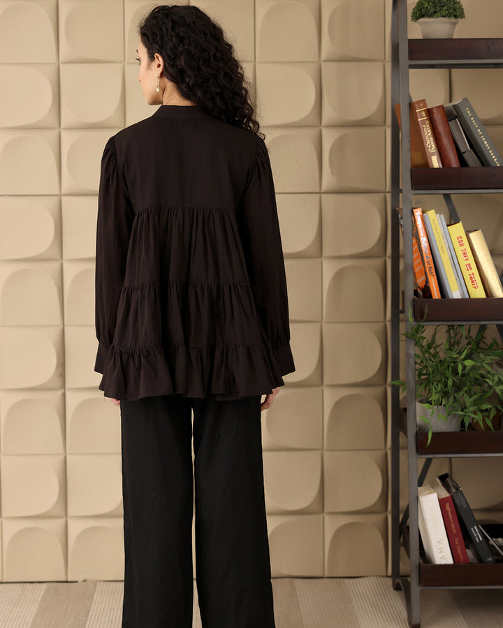 CLASSIC BLACK TIERED SHIRT