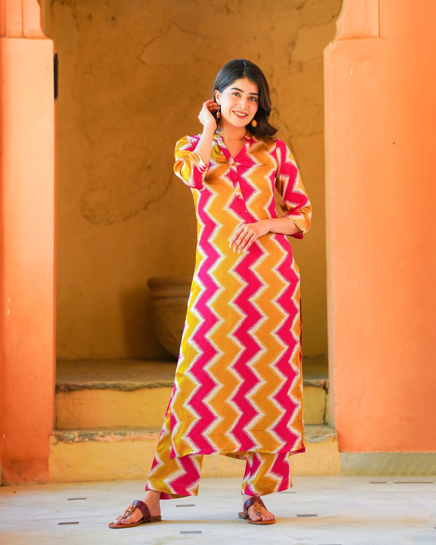 Pink And Mustard Zigzag Kurta Set – Ambraee