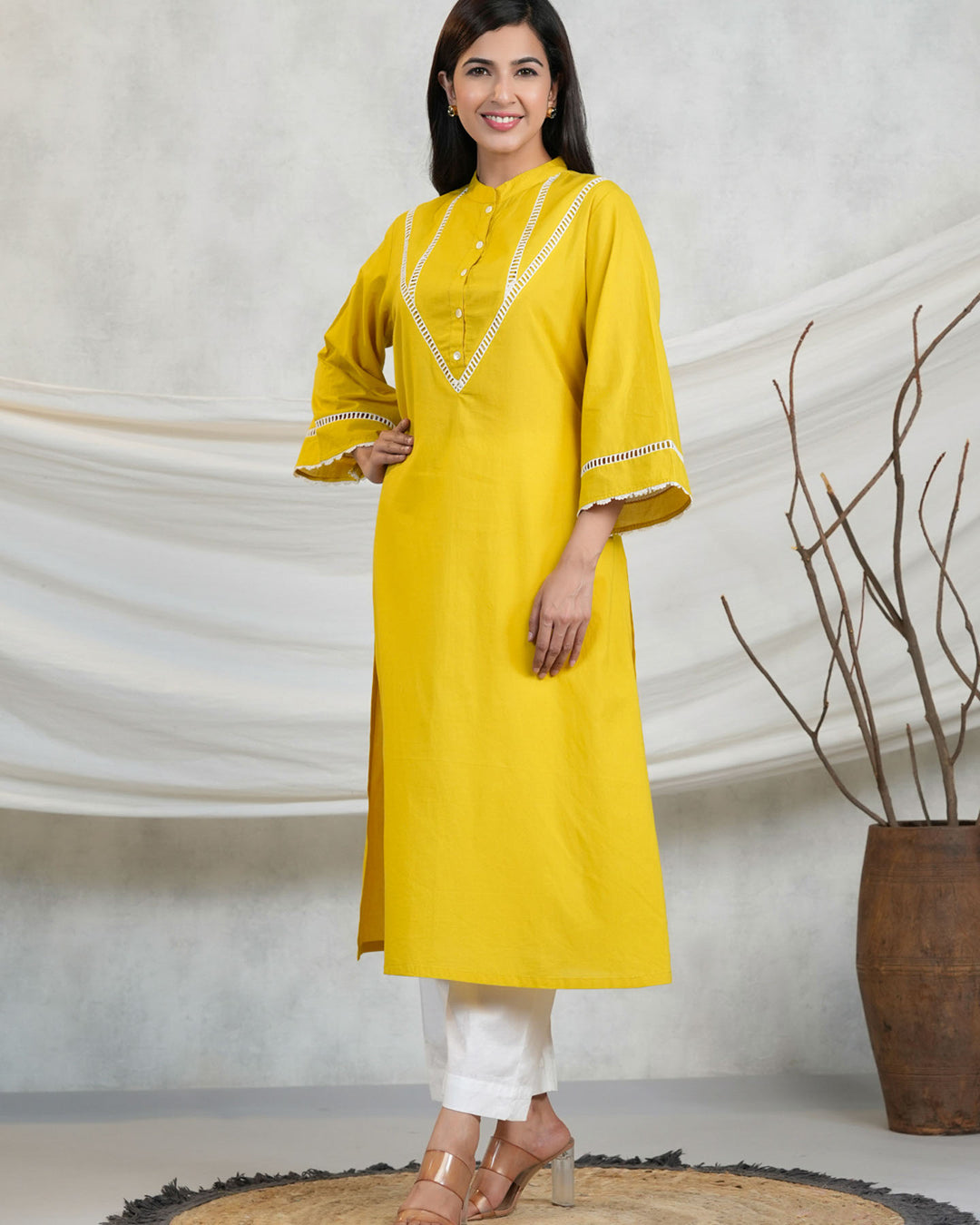 Kanak Kurti