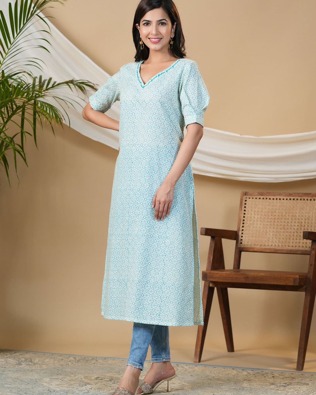 Saanvi Kurti