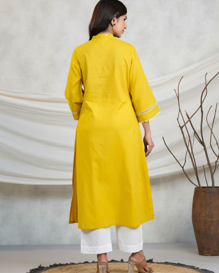Kanak Kurti