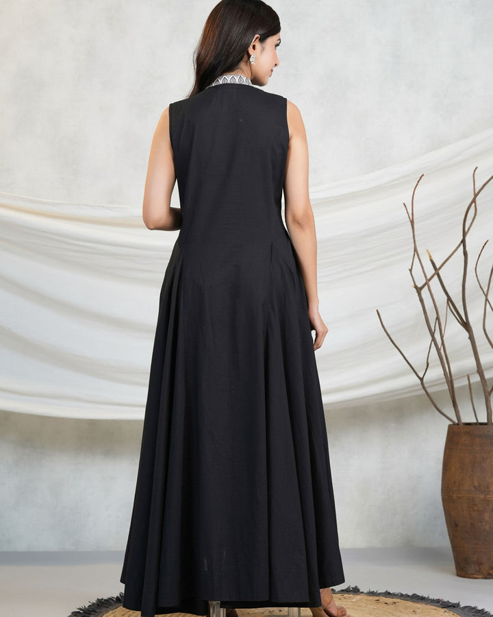 Zet Black Maxi Dress