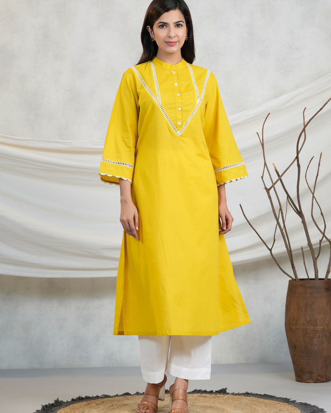 Kanak Kurti