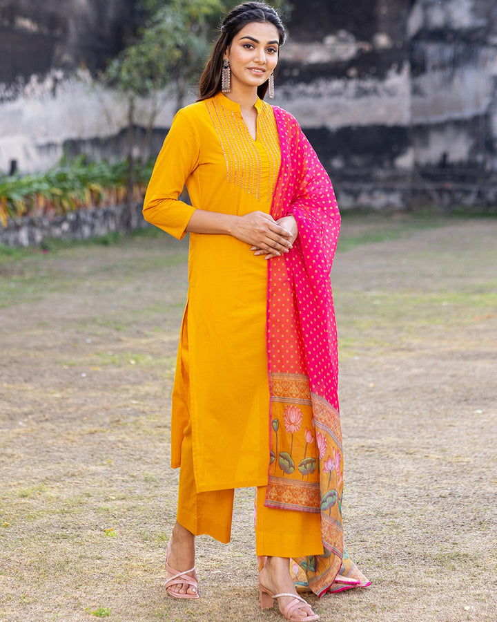 Medallion Kalamkari Suit Set