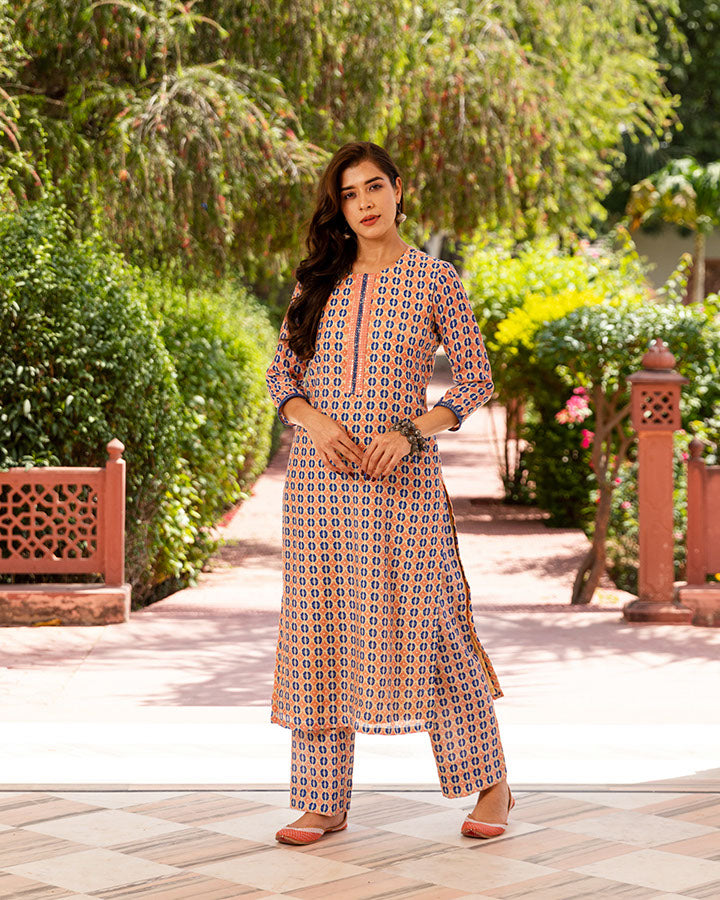 Geometrical Coral Muslin Kurta Set