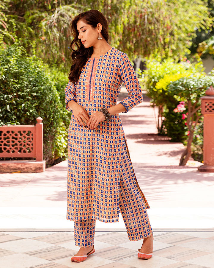 Geometrical Coral Muslin Kurta Set