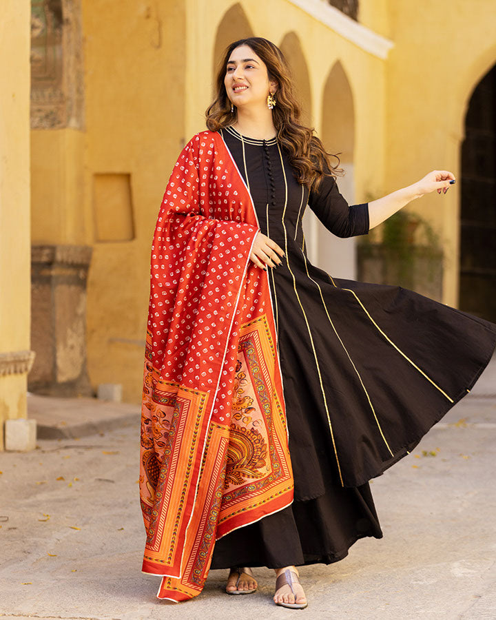 RFSS1843 - Embroidered Cotton Neck Kalamkari Print Full Suit Set With Dupatta