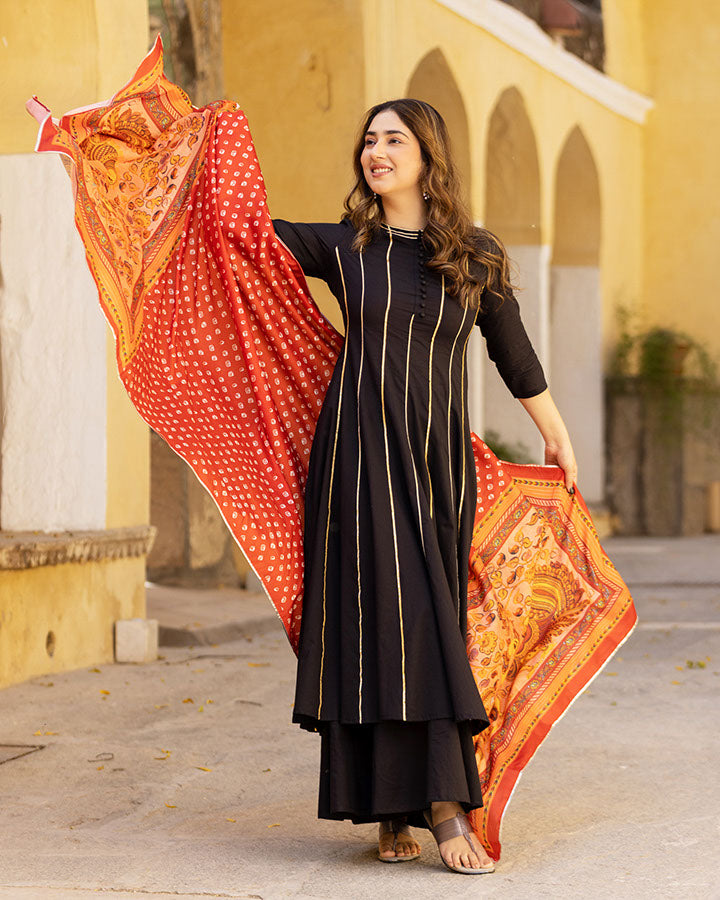 Raven Kalamkari Suit Set