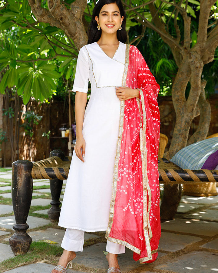 White Kurta With Pink Dupatta