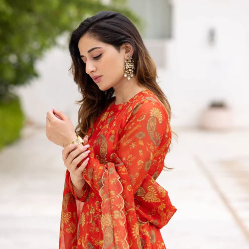 10 Best Muslin Suits To Buy Online This Year