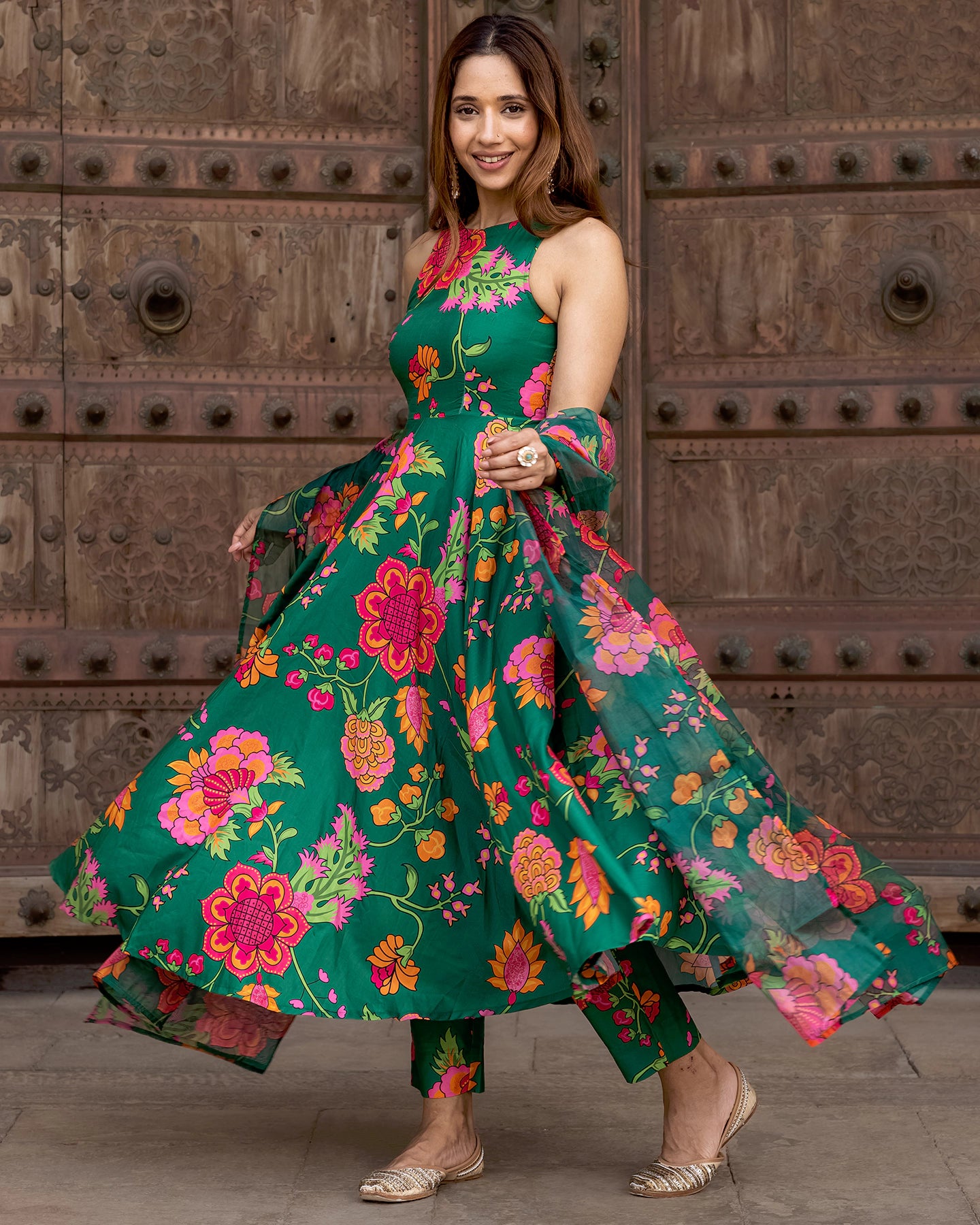 Shop Ethnic Wear for Women Online in India @ Offer Price Ambraee Shop Ethnic Wear for Women Online in India @ Offer Price Ambraee