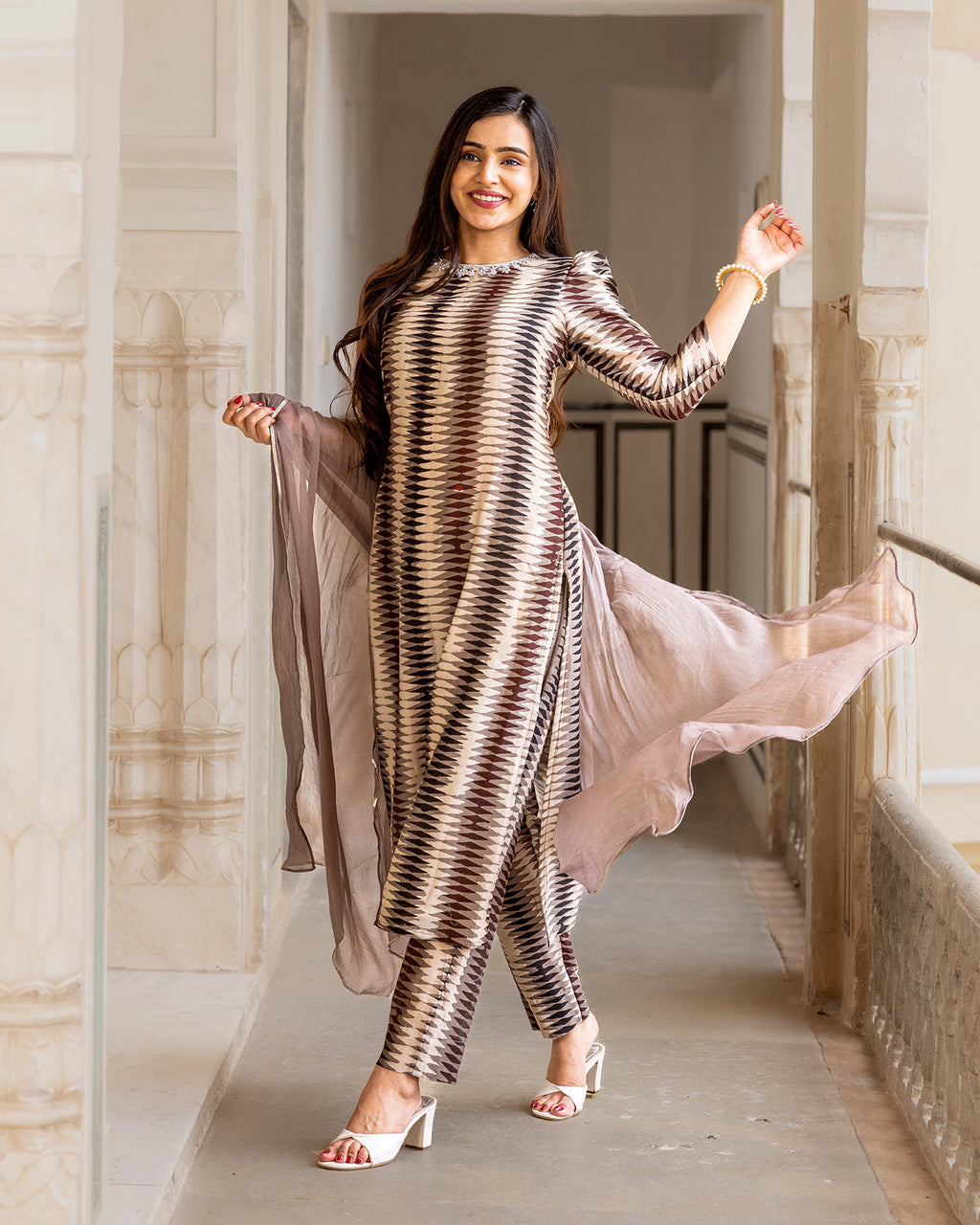 Grey Bagru Story Suit Set