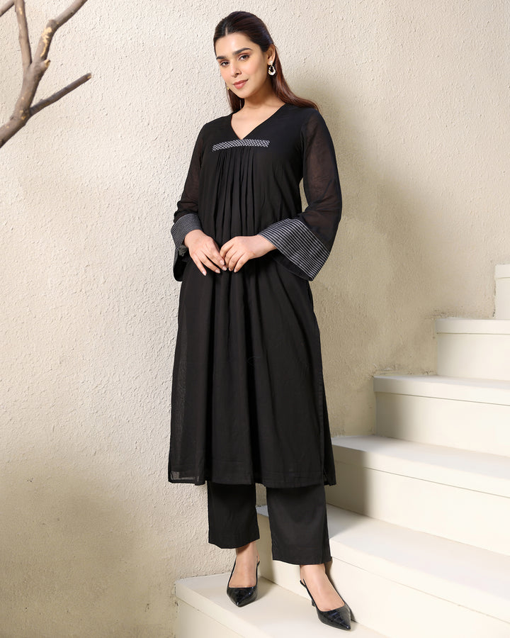 BASIC BLACK COTTON KURTA SET