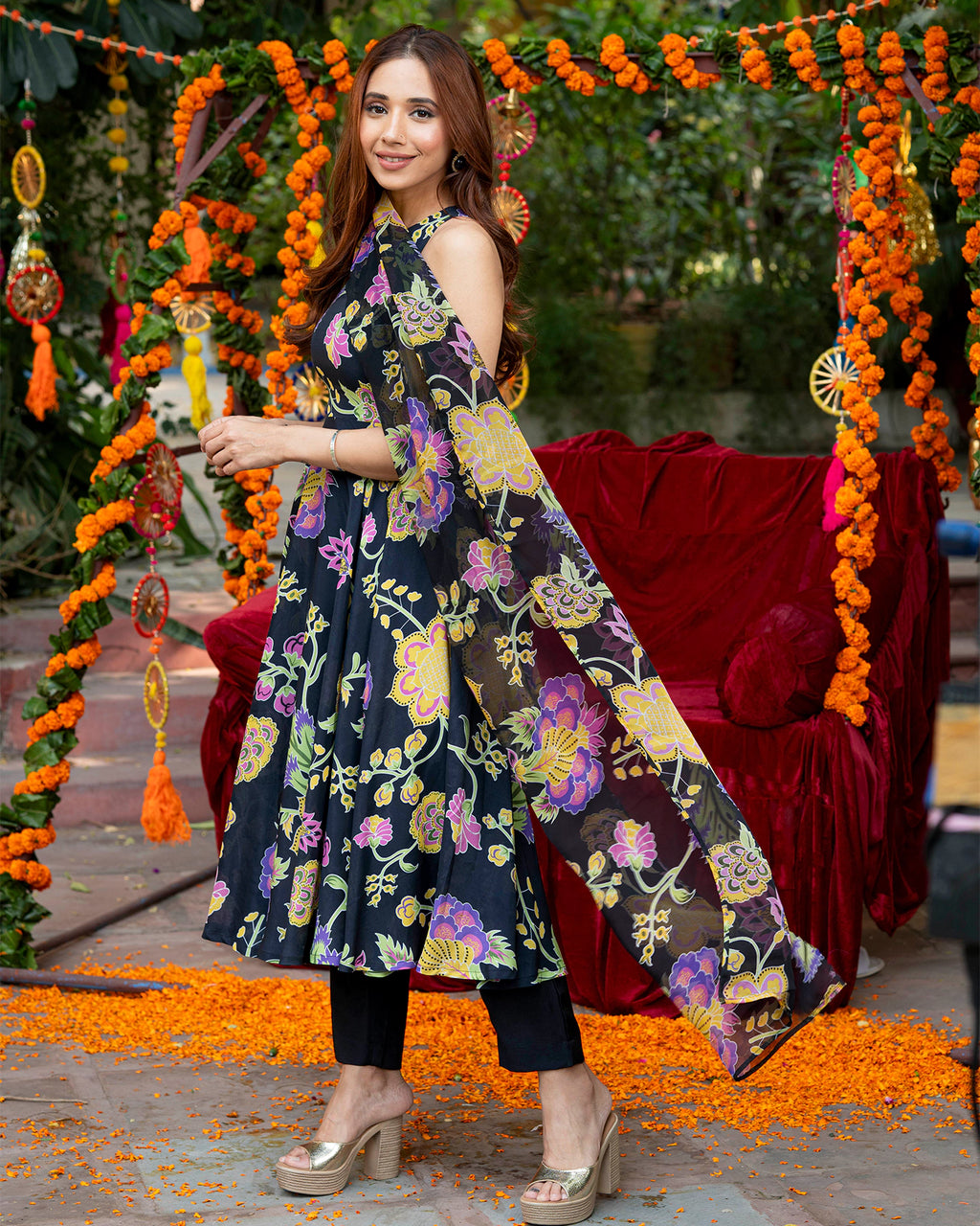 Black Floral-Stroked Suit Set