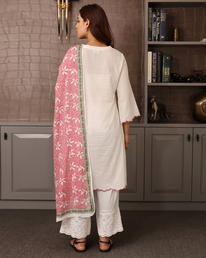 WHITE SCALLOP KURTA-DUPATTA SET