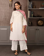 WHITE SCALLOP KURTA-DUPATTA SET