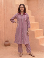 BLACK WITH STRIPES EMBLASHED
