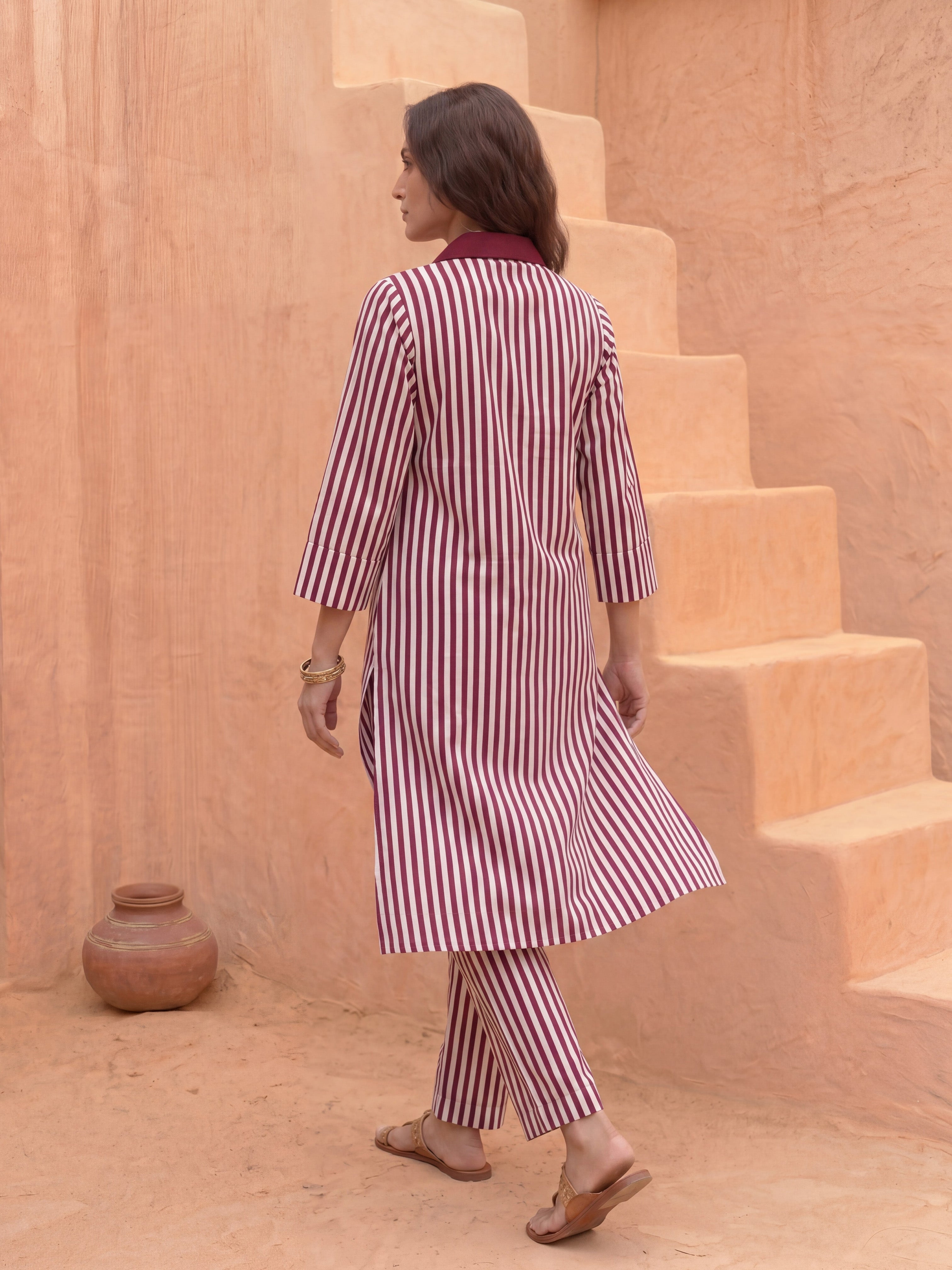 BLACK WITH STRIPES EMBLASHED
