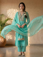 THE EARTHEN GLEAM KURTA SET