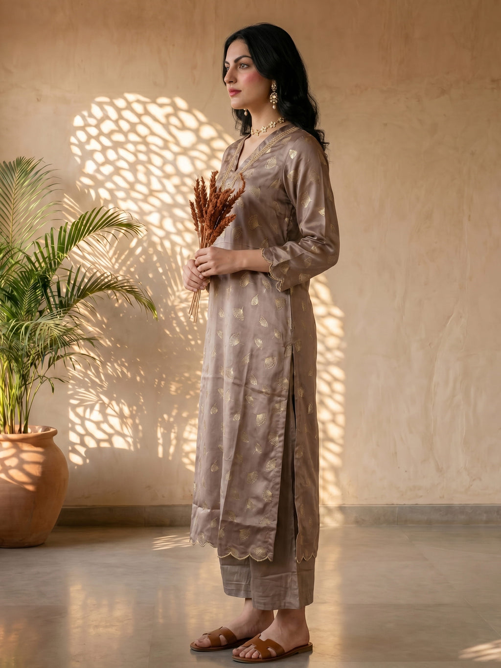 THE TAUPE GLEAM KURTA SET