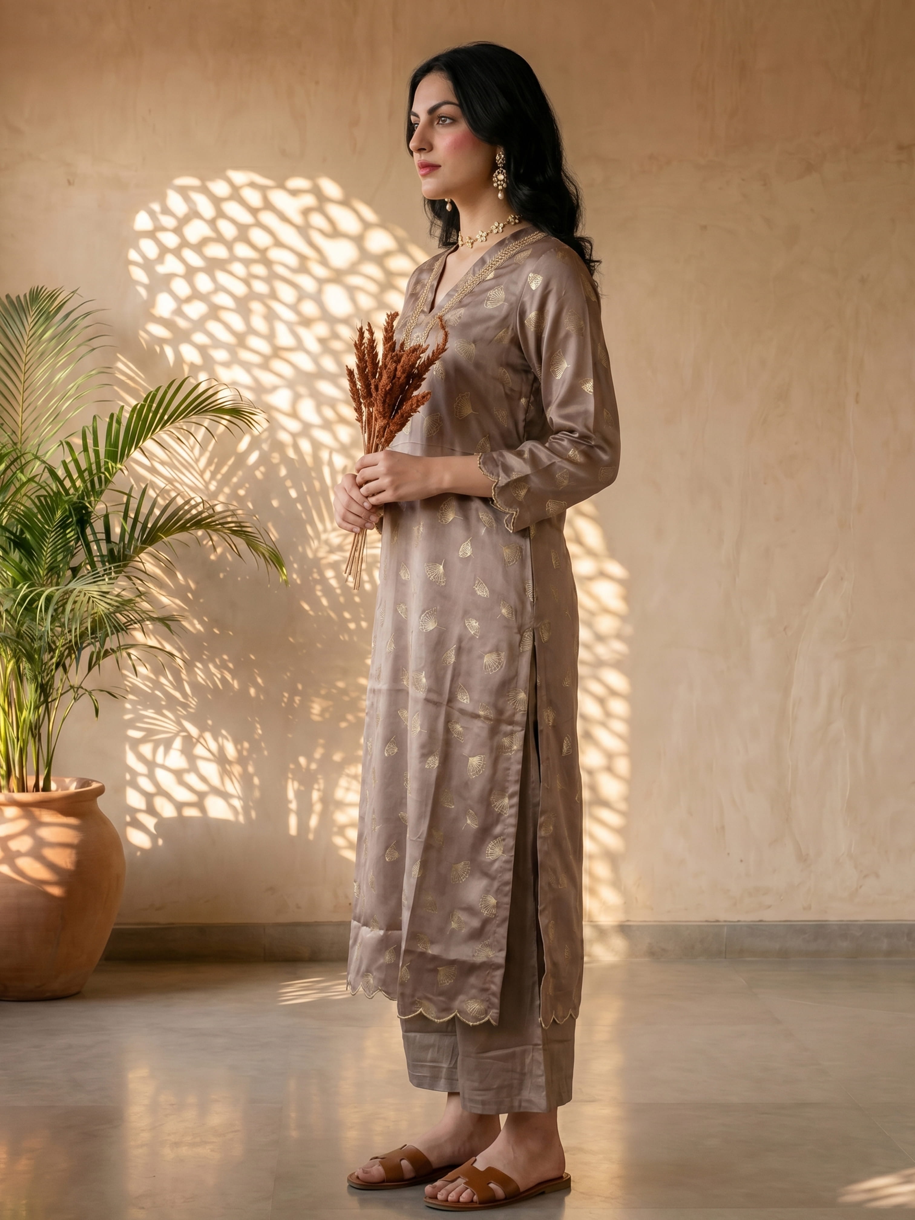 THE TAUPE GLEAM KURTA SET
