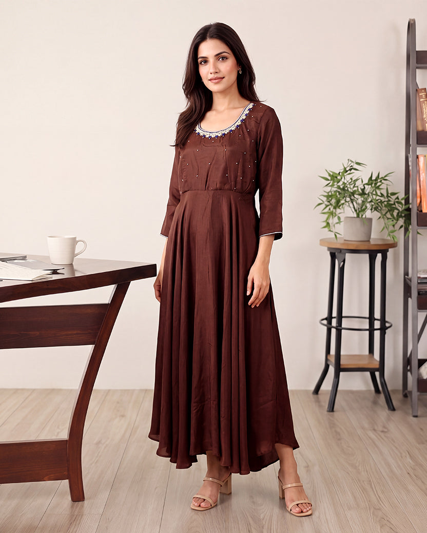 BROWN EMROIDERED SET