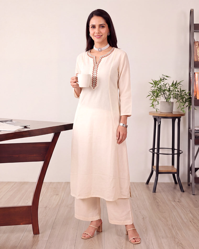 CREAMISH EMBROIDERED SET