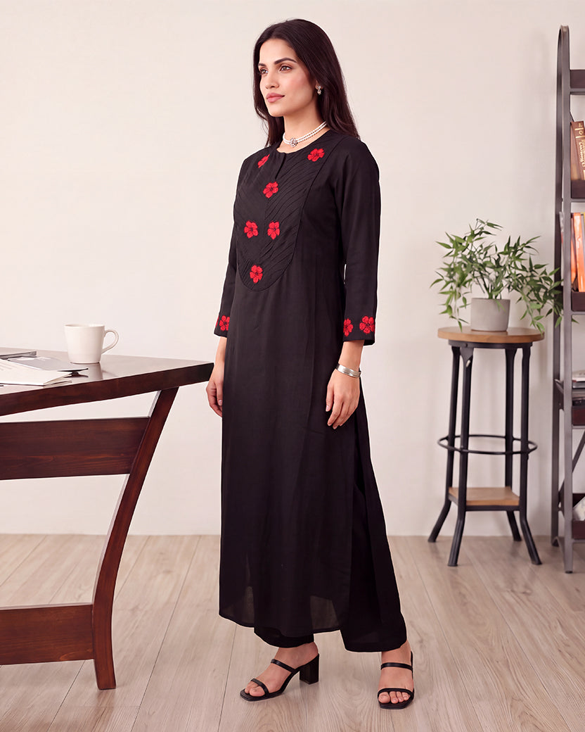 BLACKISH RED FLOWER SET