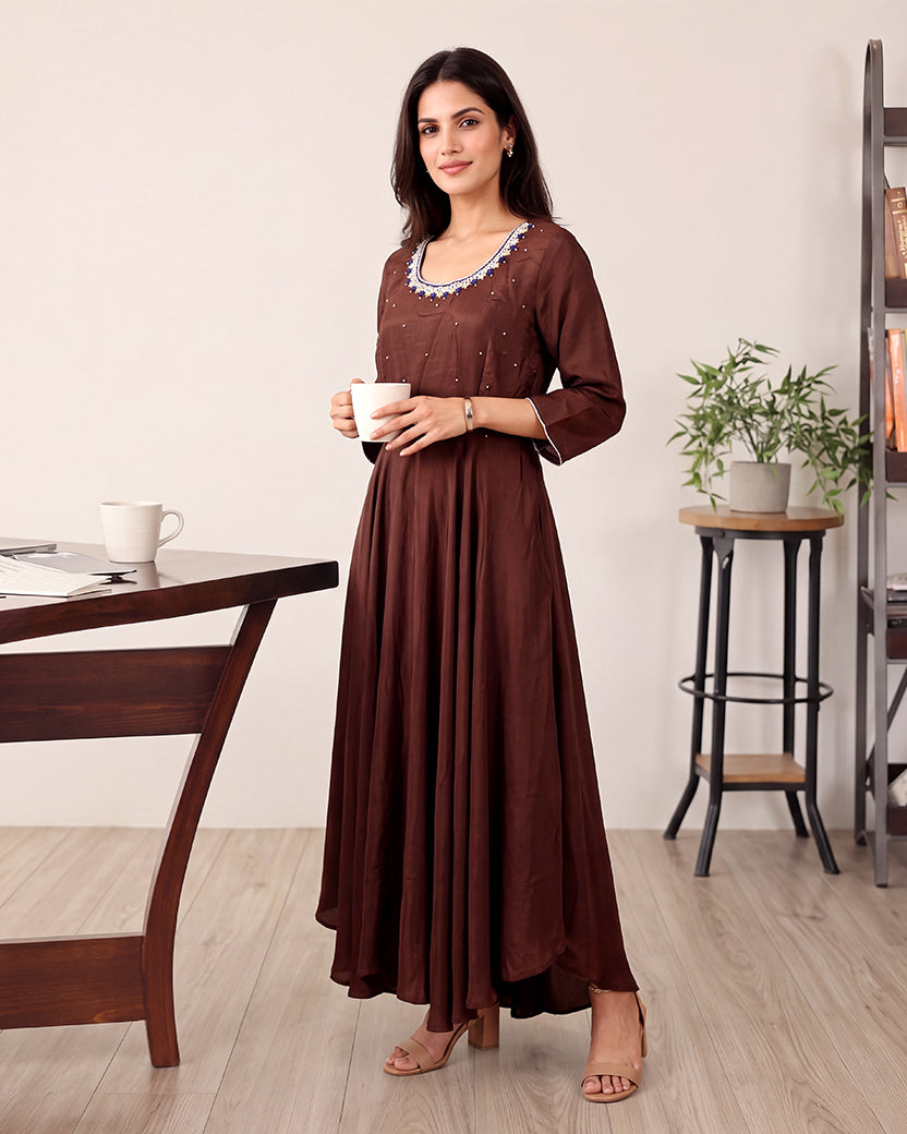 BROWN EMROIDERED SET