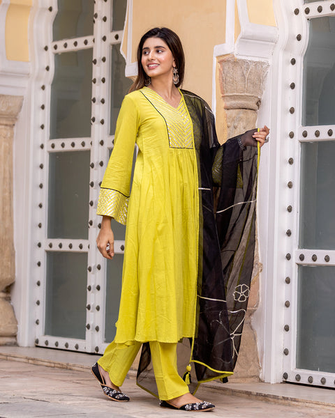 Buy Yellow Georgette Anarkali Gota Patti Suit — Kathori Sons - Kothari Sons  - Medium