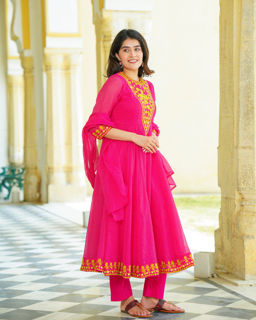 Pink Doria Kalidaar Suit Set