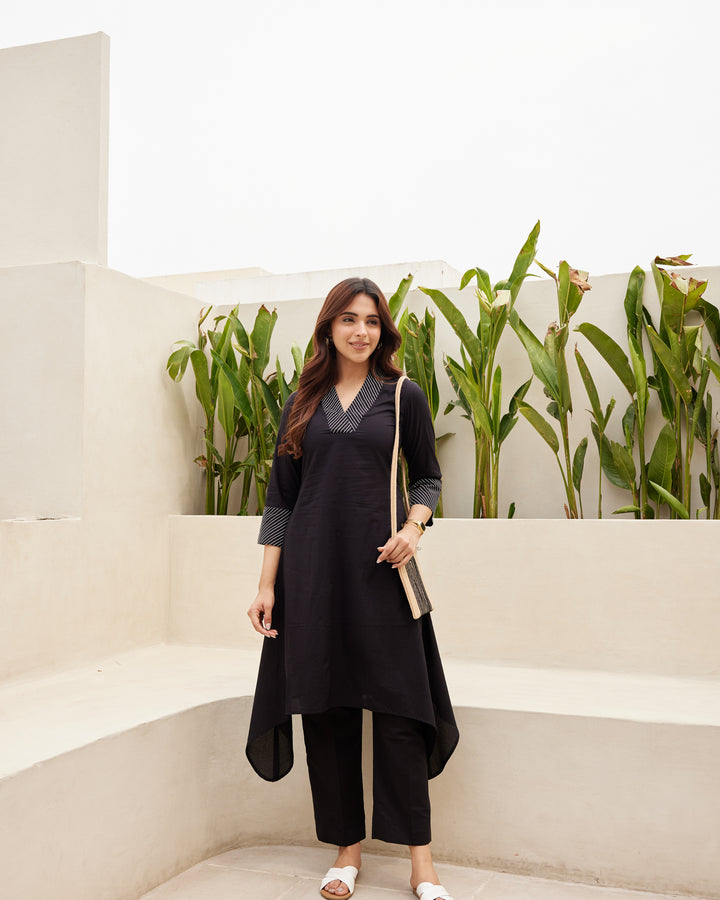 Essential Black Kurta Set