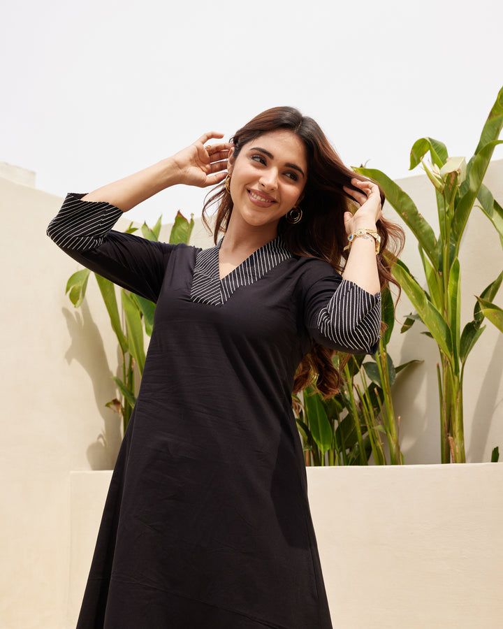 Essential Black Kurta Set