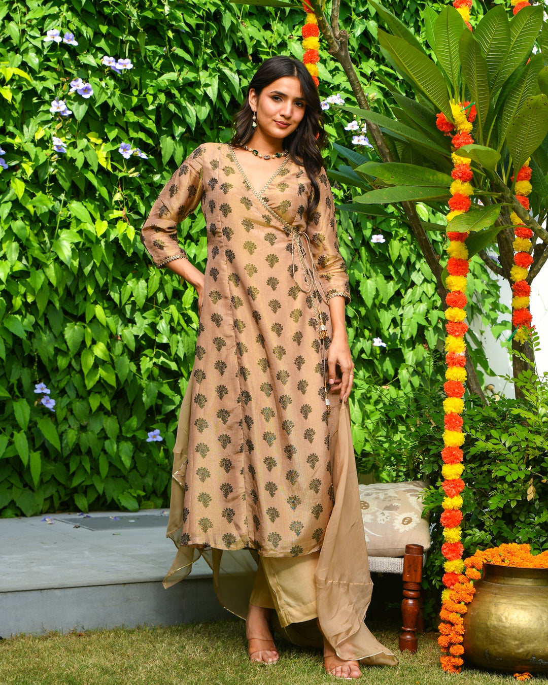 Gold Tissue Buta Suit Set