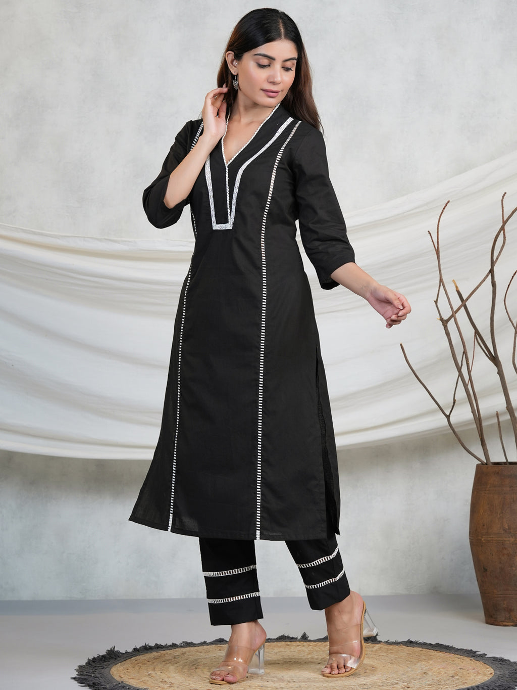 Maira Kurti
