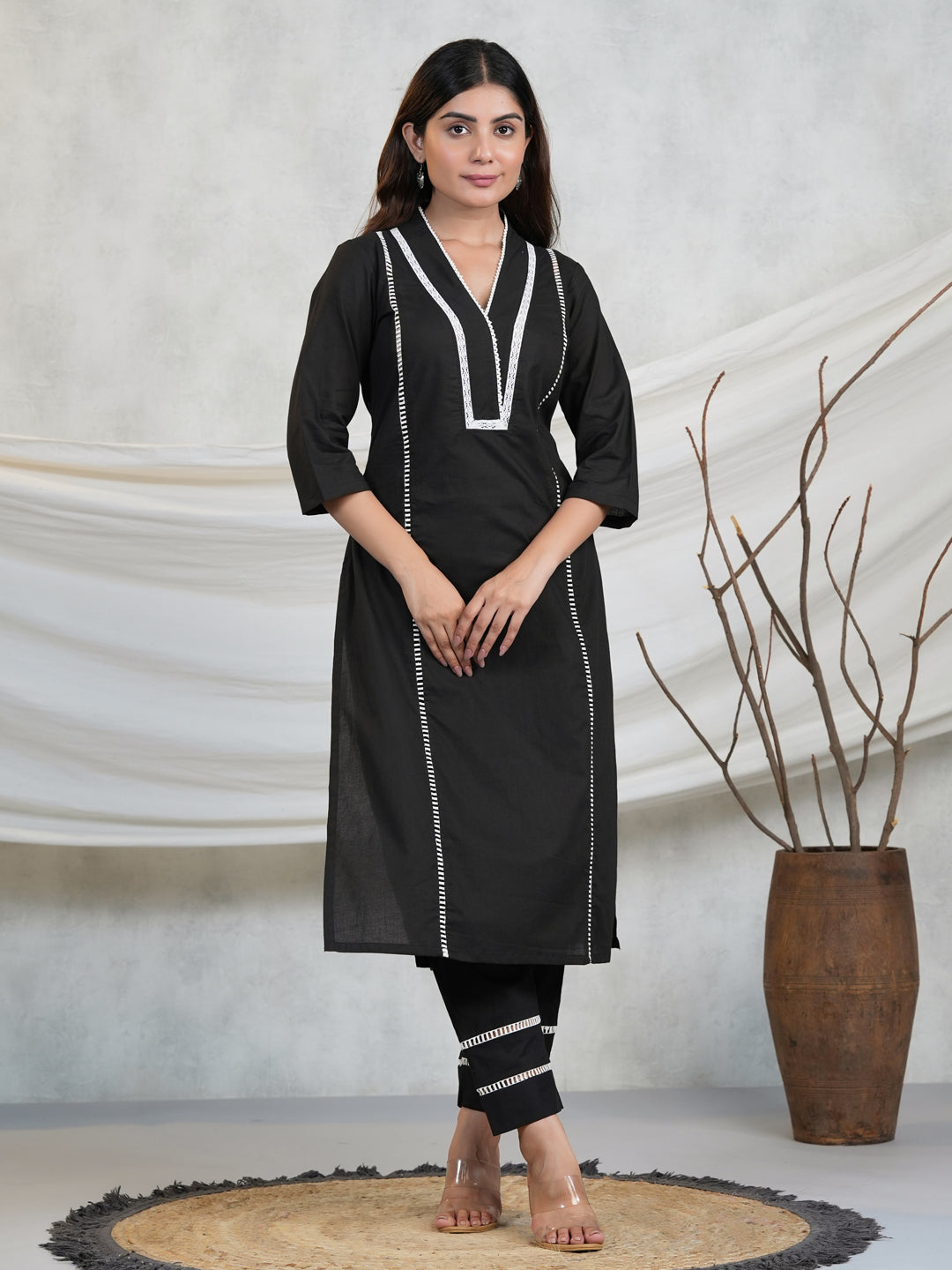 Maira Kurti