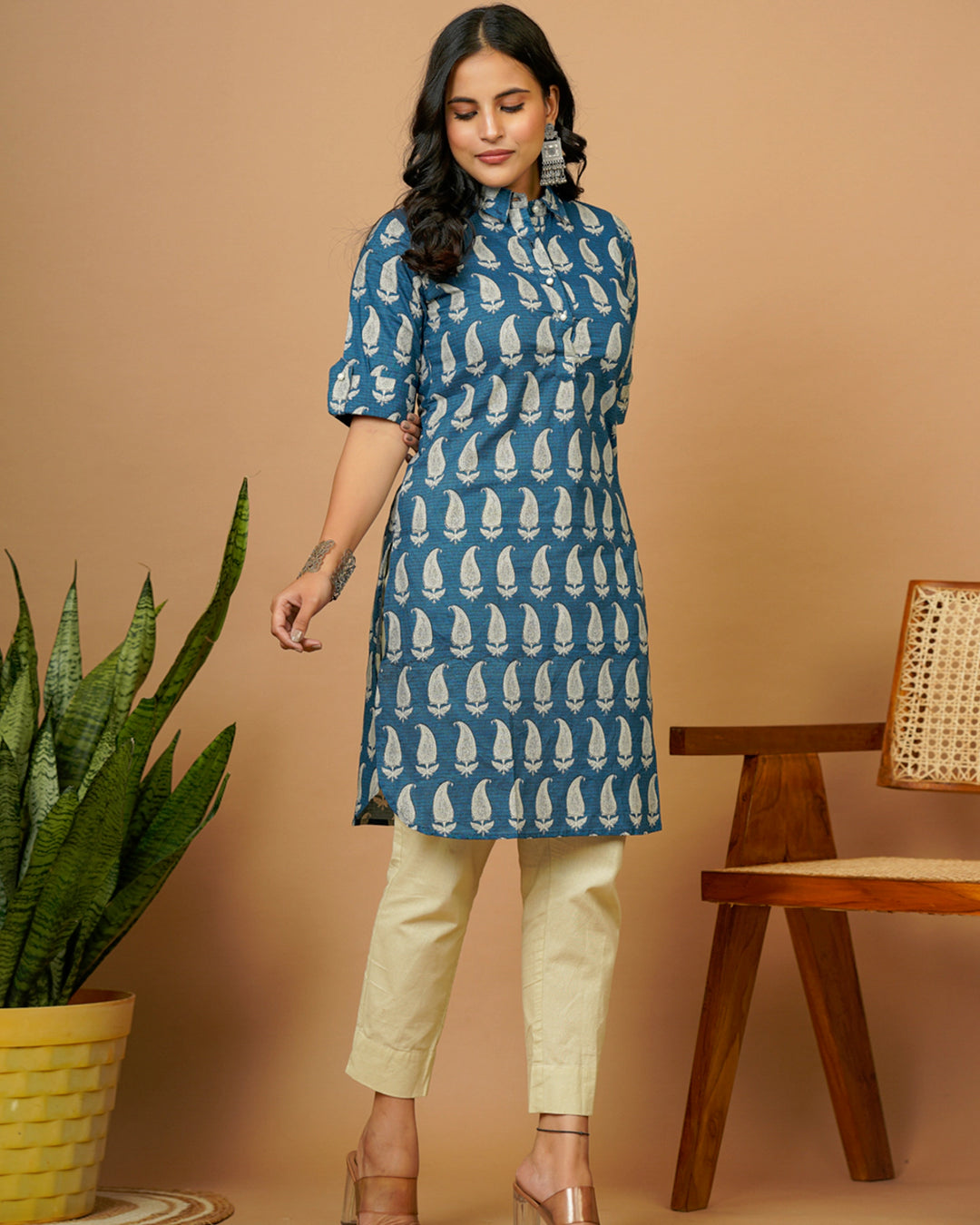 Blue Buta Kurti