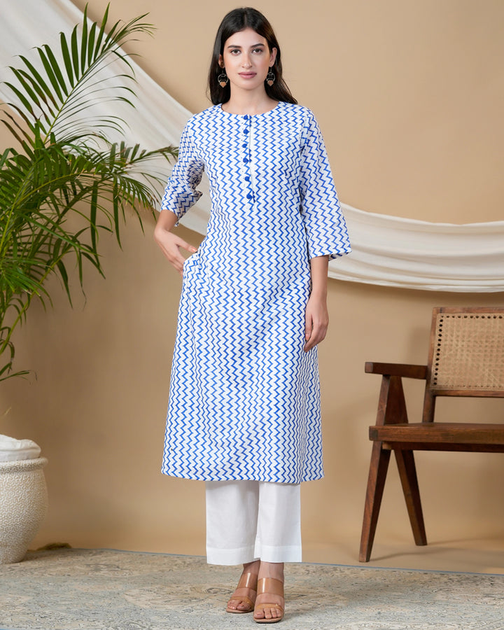 Ayati Kurti