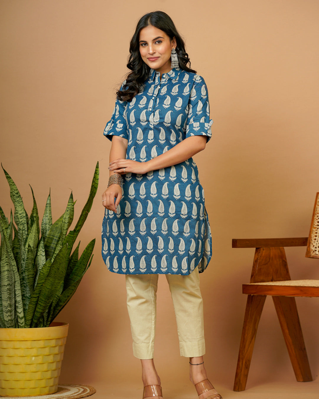 Blue Buta Kurti