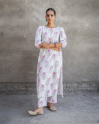 Gul bahaar White Kurta Set