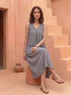 URBAN MONOCHROME MAXI DRESS